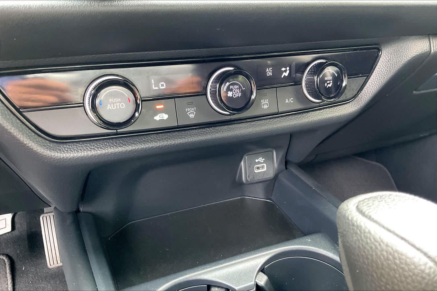 Used 2025 Honda HR-V LX image 34