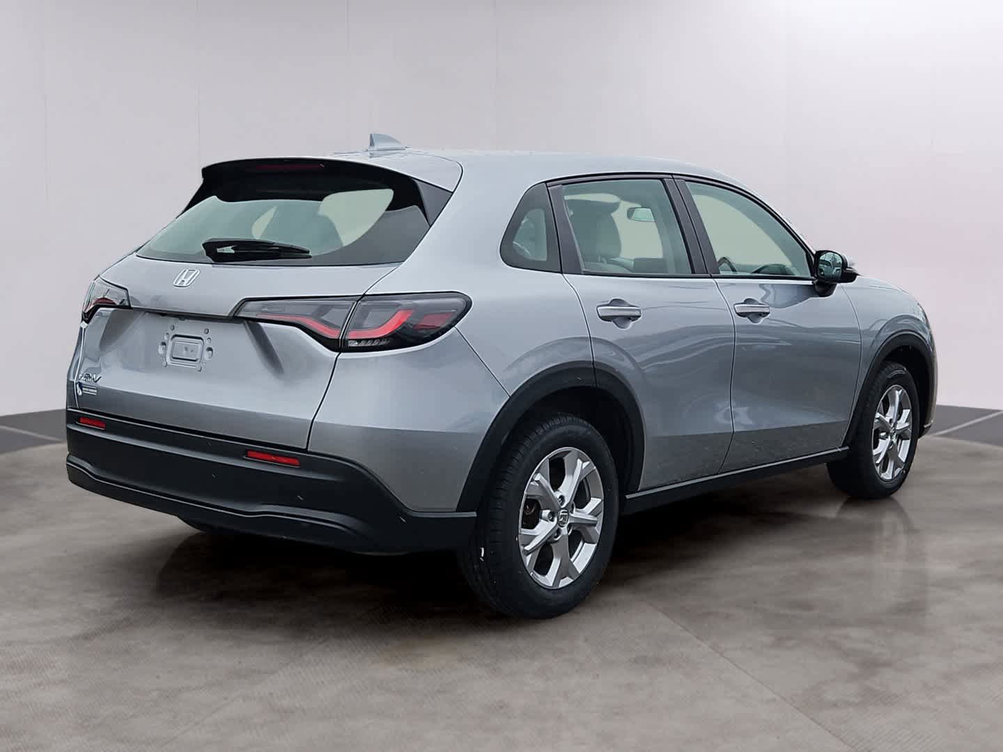 Certified 2024 Honda HR-V LX image 4