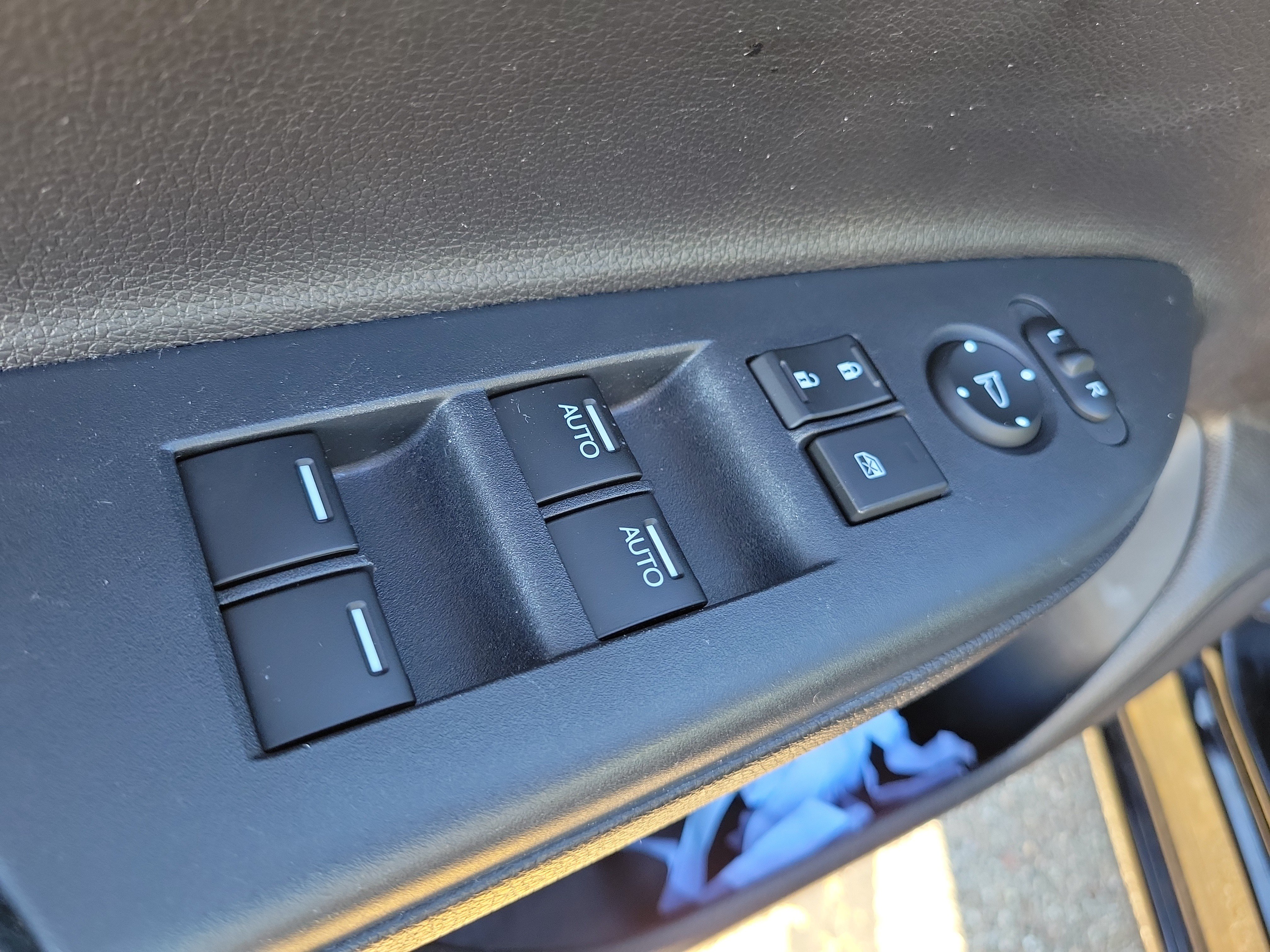 Used 2016 Honda Accord EX image 19