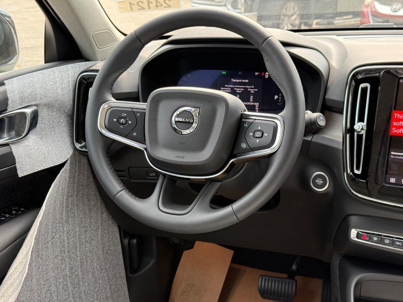 New 2026 Volvo XC40 B5 Plus w/ Climate Package AWD/4WD image 7