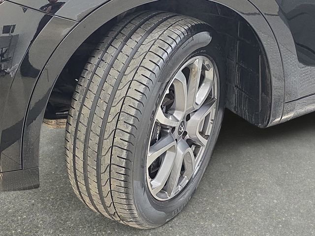 Used 2020 Maserati Levante S AWD/4WD image 32