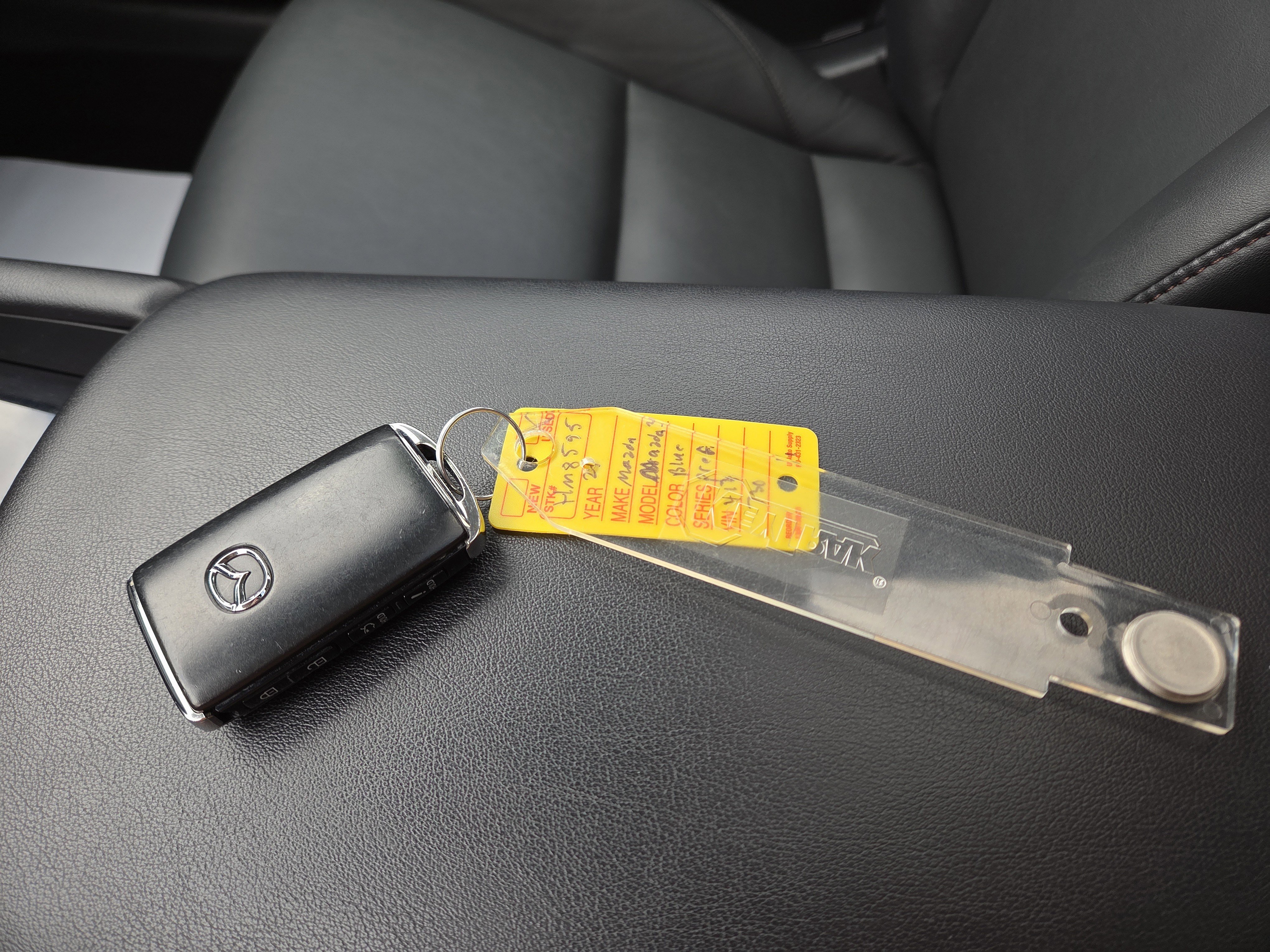 Used 2024 MAZDA MAZDA3 s image 30