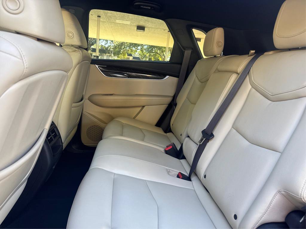 Used 2017 Cadillac XT5 FWD image 10