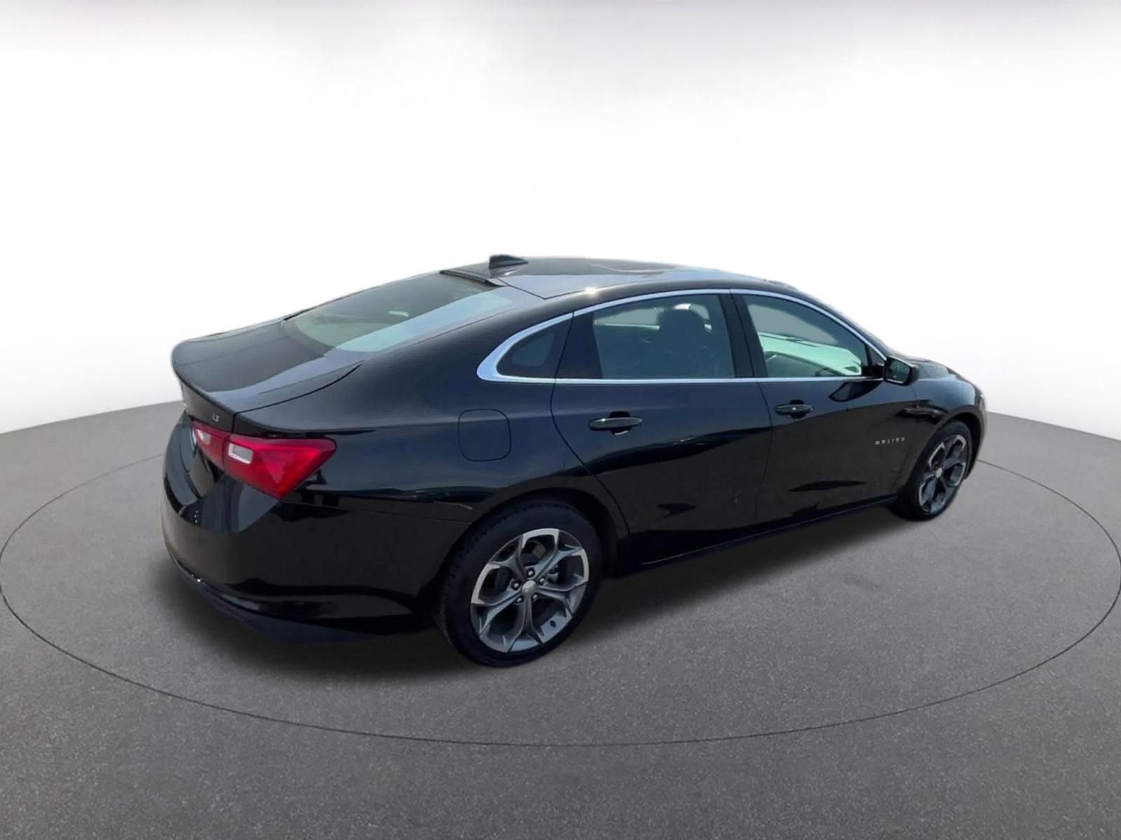 Used 2024 Chevrolet Malibu LT image 15