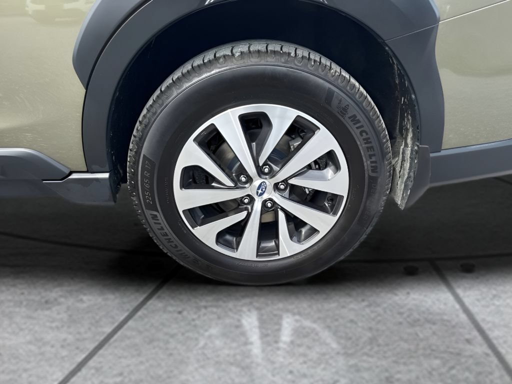 Used 2025 Subaru Outback Premium AWD/4WD image 21