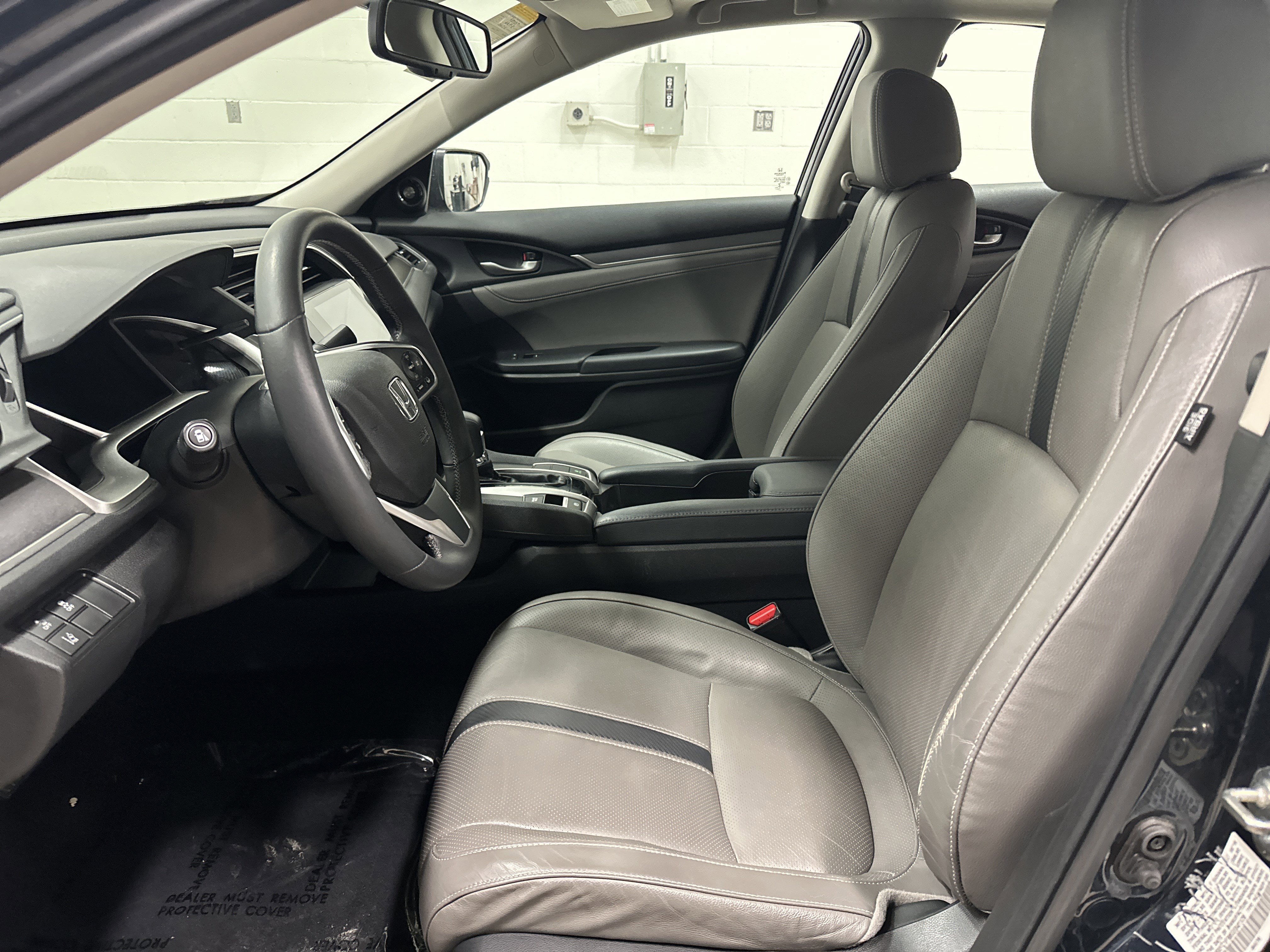 Used 2016 Honda Civic Touring image 16