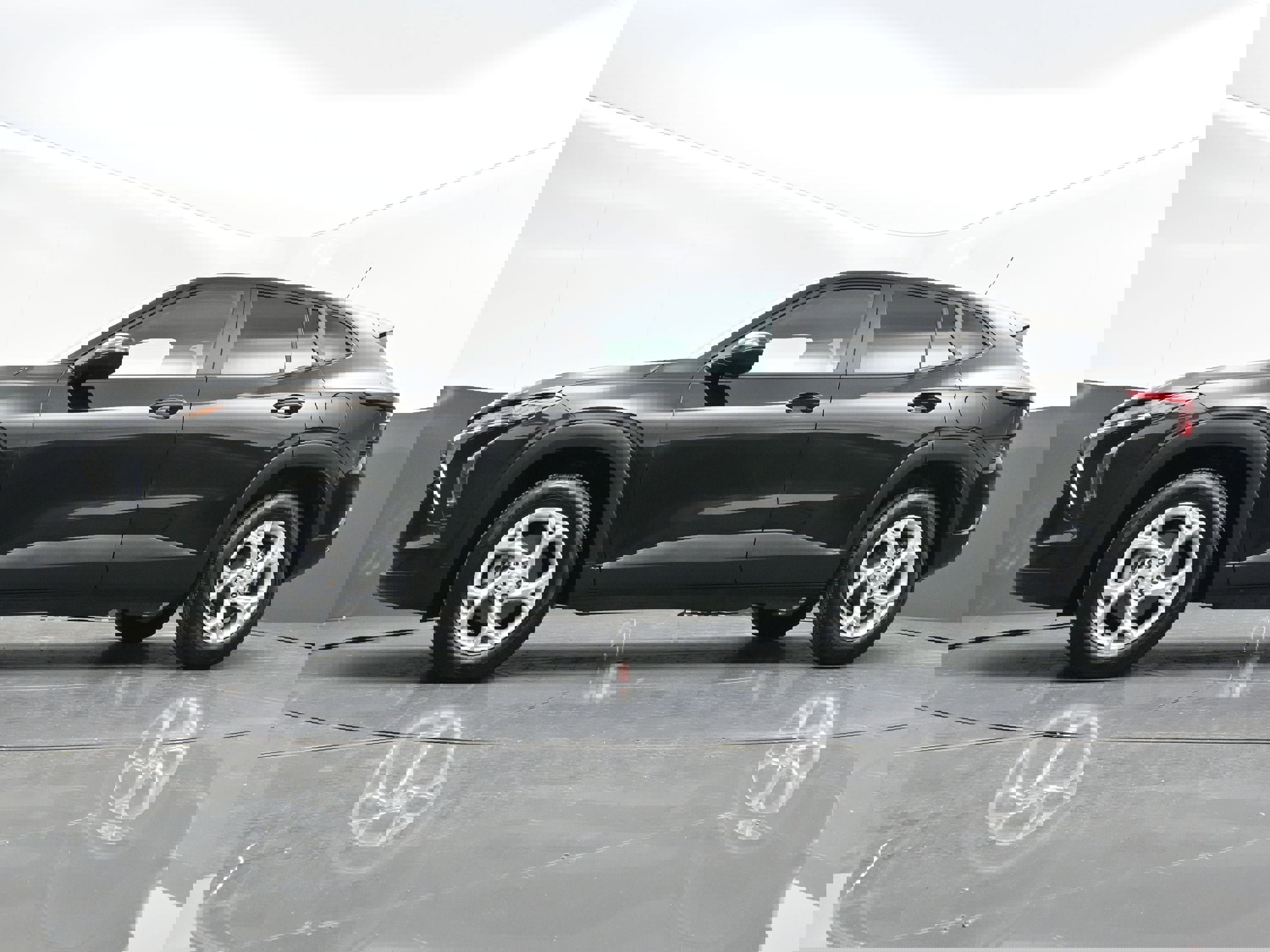 Certified 2025 Chevrolet Trax LS w/ LS Convenience Package image 35