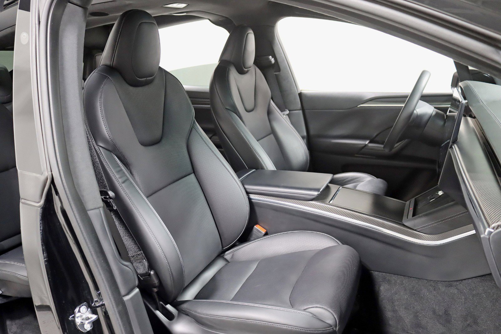 Used 2022 Tesla Model X Plaid image 31