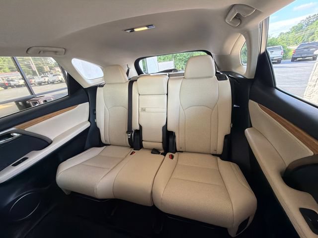 Used 2022 Lexus RX 350L Premium w/ Premium Package AWD/4WD image 16