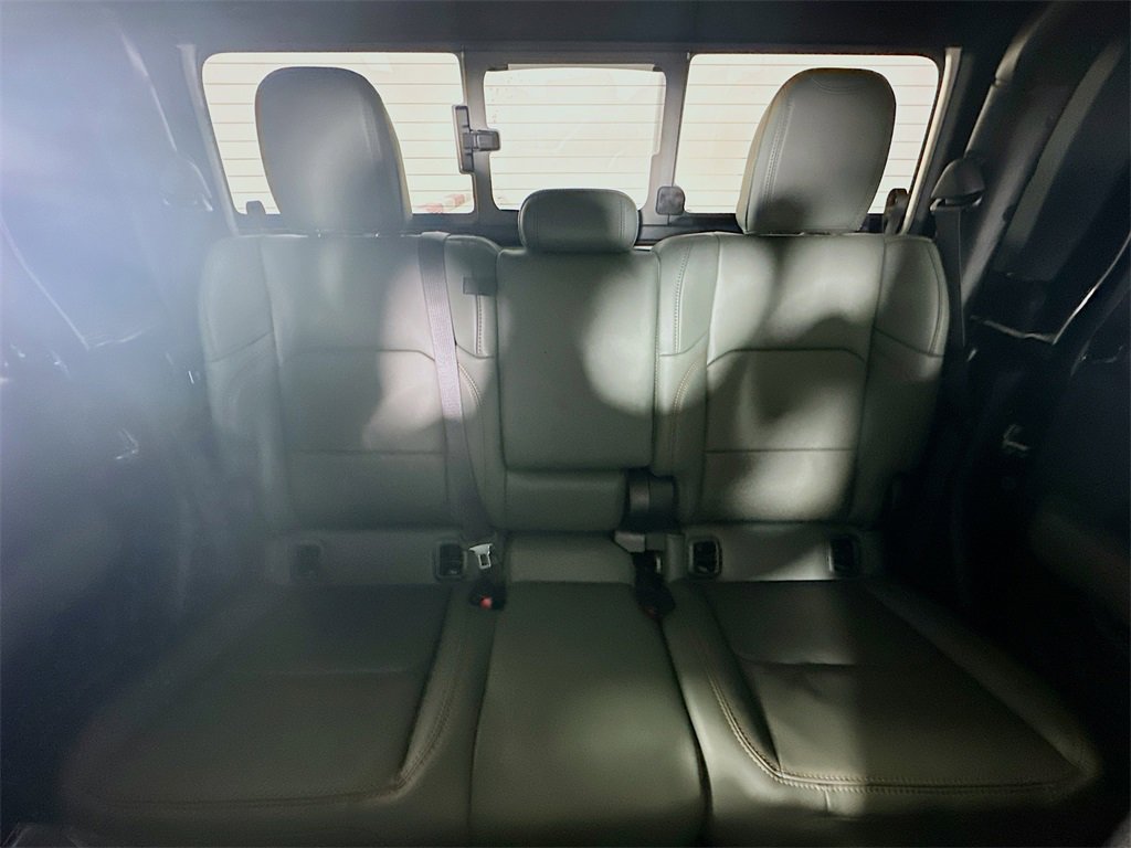 New 2025 Jeep Gladiator Mojave image 10