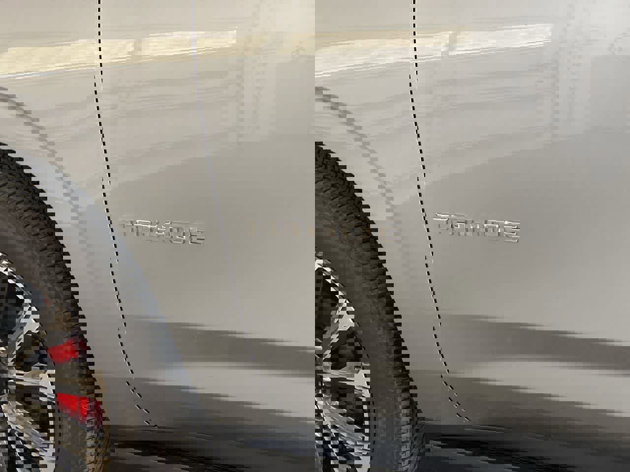 Used 2025 Chevrolet Tahoe High Country image 10