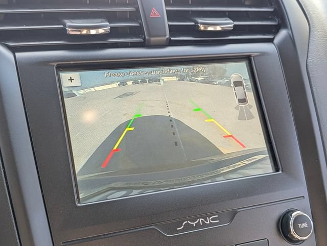 Used 2019 Ford Fusion SE w/ Equipment Group 151A FWD image 21