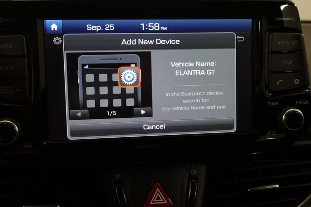 Used 2018 Hyundai Elantra GT FWD image 21