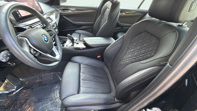 Used 2022 BMW 530i RWD image 13