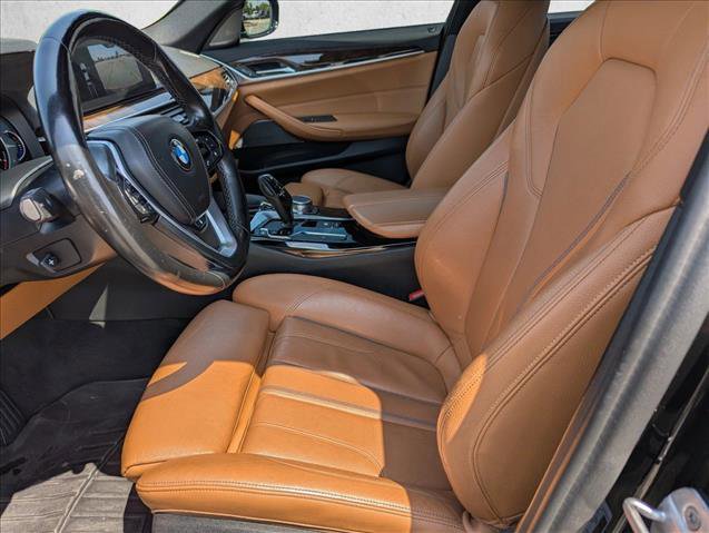 Used 2018 BMW 540i RWD image 23