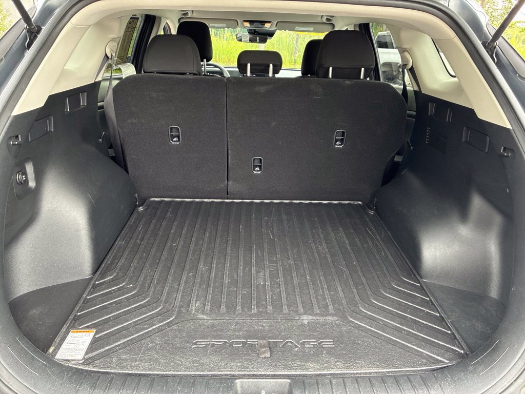 Used 2023 Kia Sportage LX AWD/4WD image 51