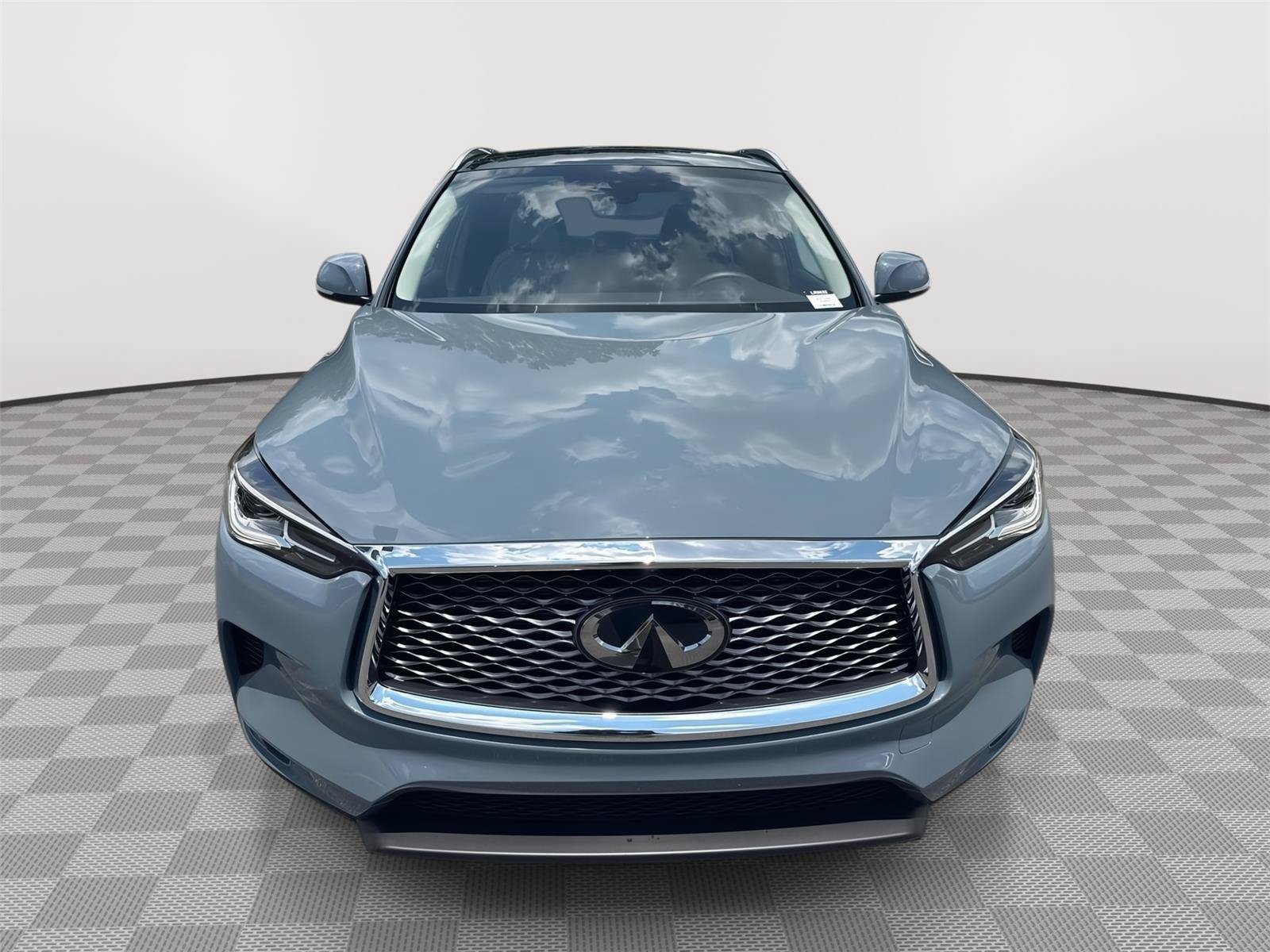 Certified 2025 INFINITI QX50 Luxe AWD/4WD image 3