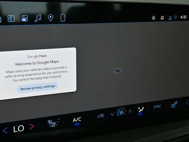 New 2026 Chevrolet Traverse LT w/ Driver Confidence Package image 29