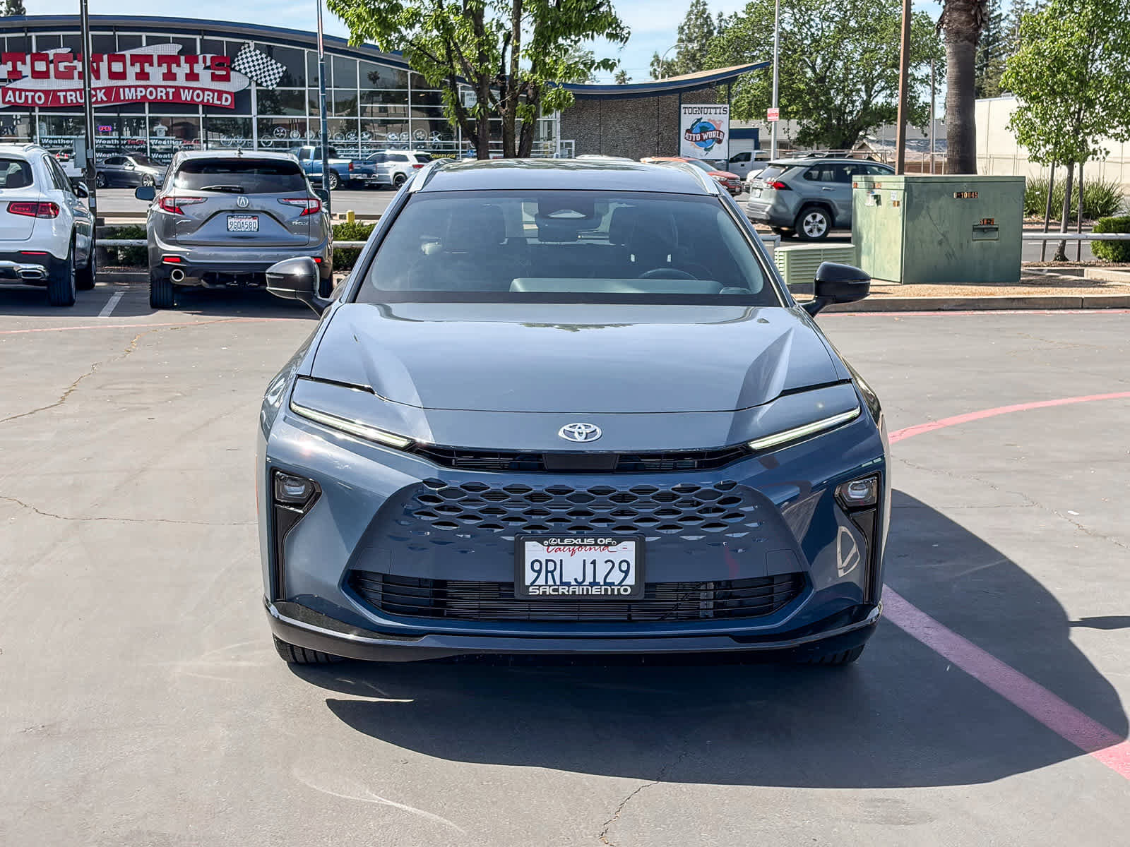 Used 2025 Toyota Crown Signia image 6