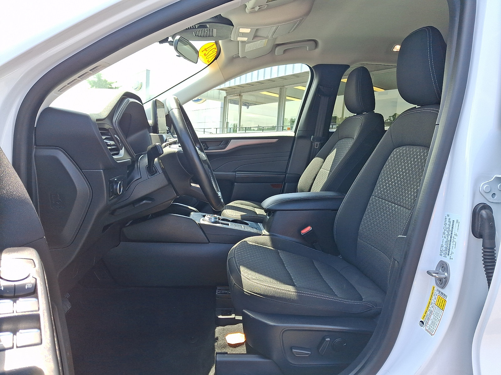Certified 2024 Ford Escape Active AWD/4WD image 14