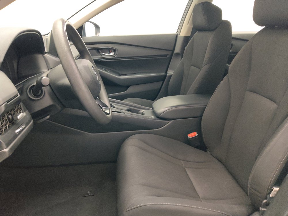 Used 2023 Honda Accord EX image 17
