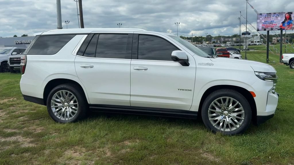 Used 2024 Chevrolet Tahoe High Country AWD/4WD image 8