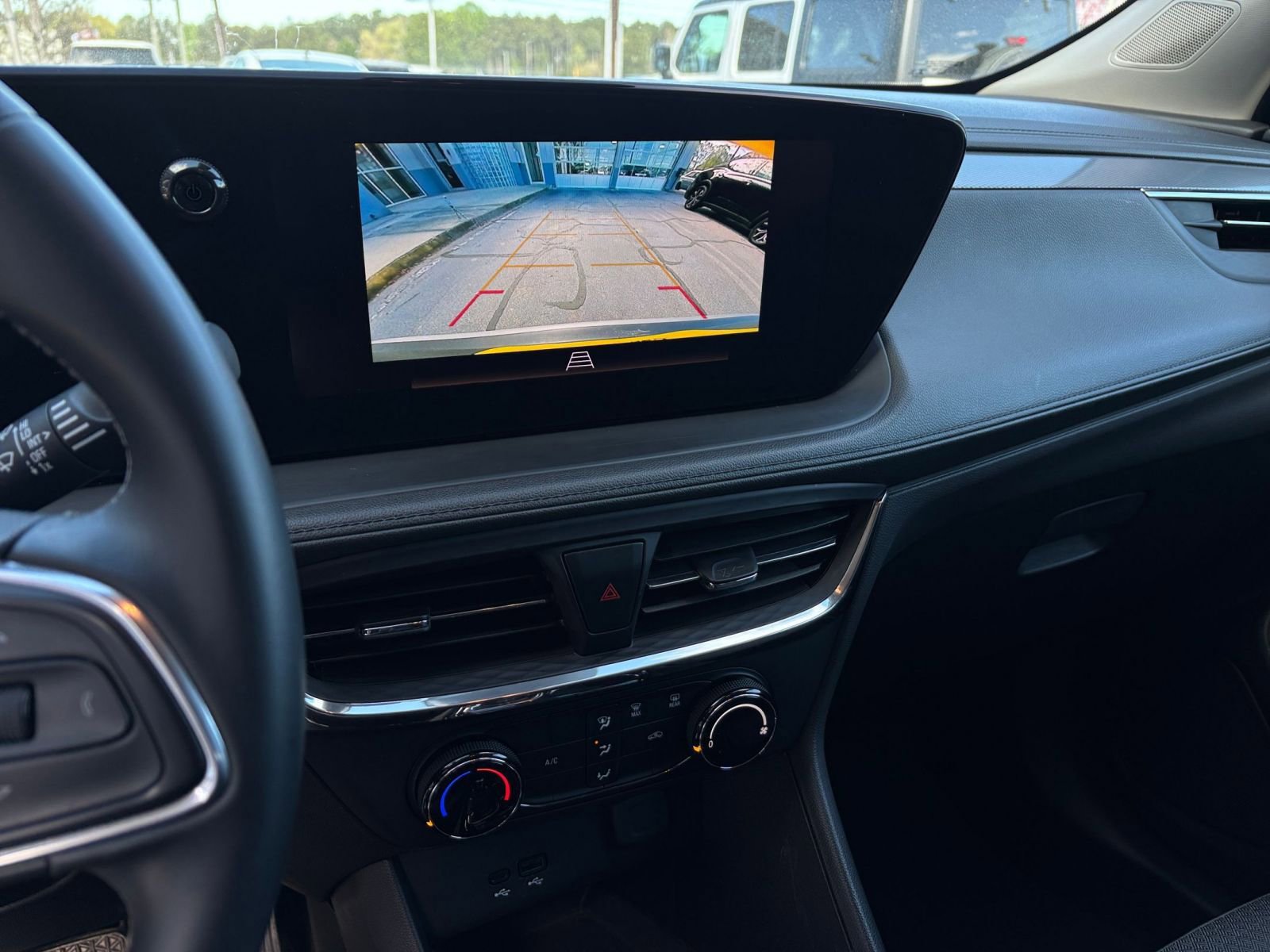 Used 2025 Buick Encore GX Preferred image 23