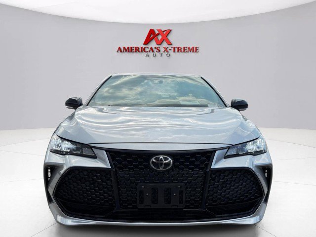 Used 2019 Toyota Avalon XSE image 9