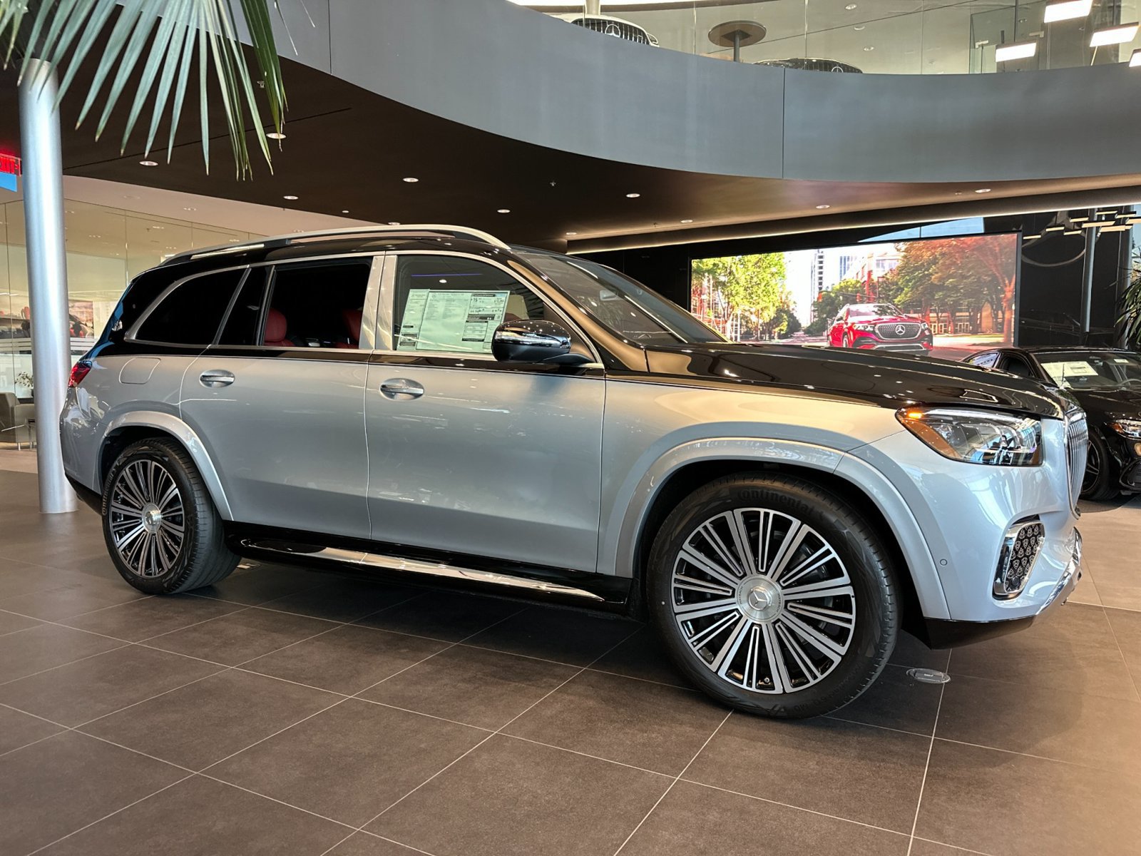 New 2026 Mercedes-Benz Maybach GLS 600 4MATIC image 2