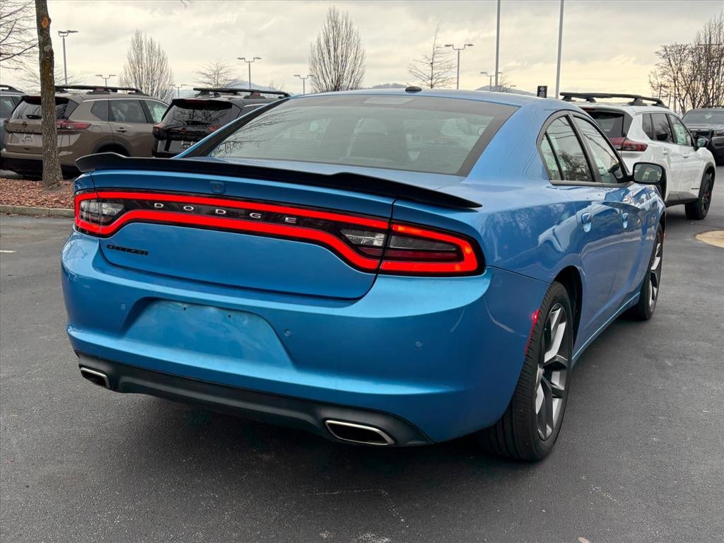 Used 2019 Dodge Charger SXT image 5