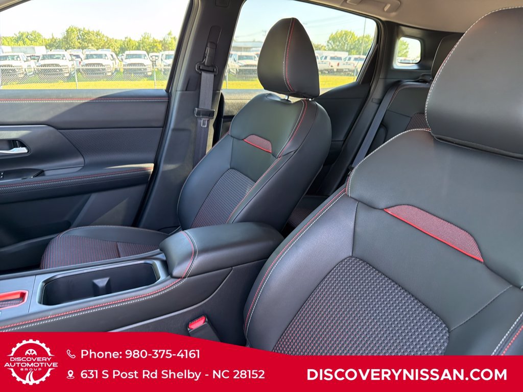 Certified 2026 Nissan Kicks SR FWD image 13