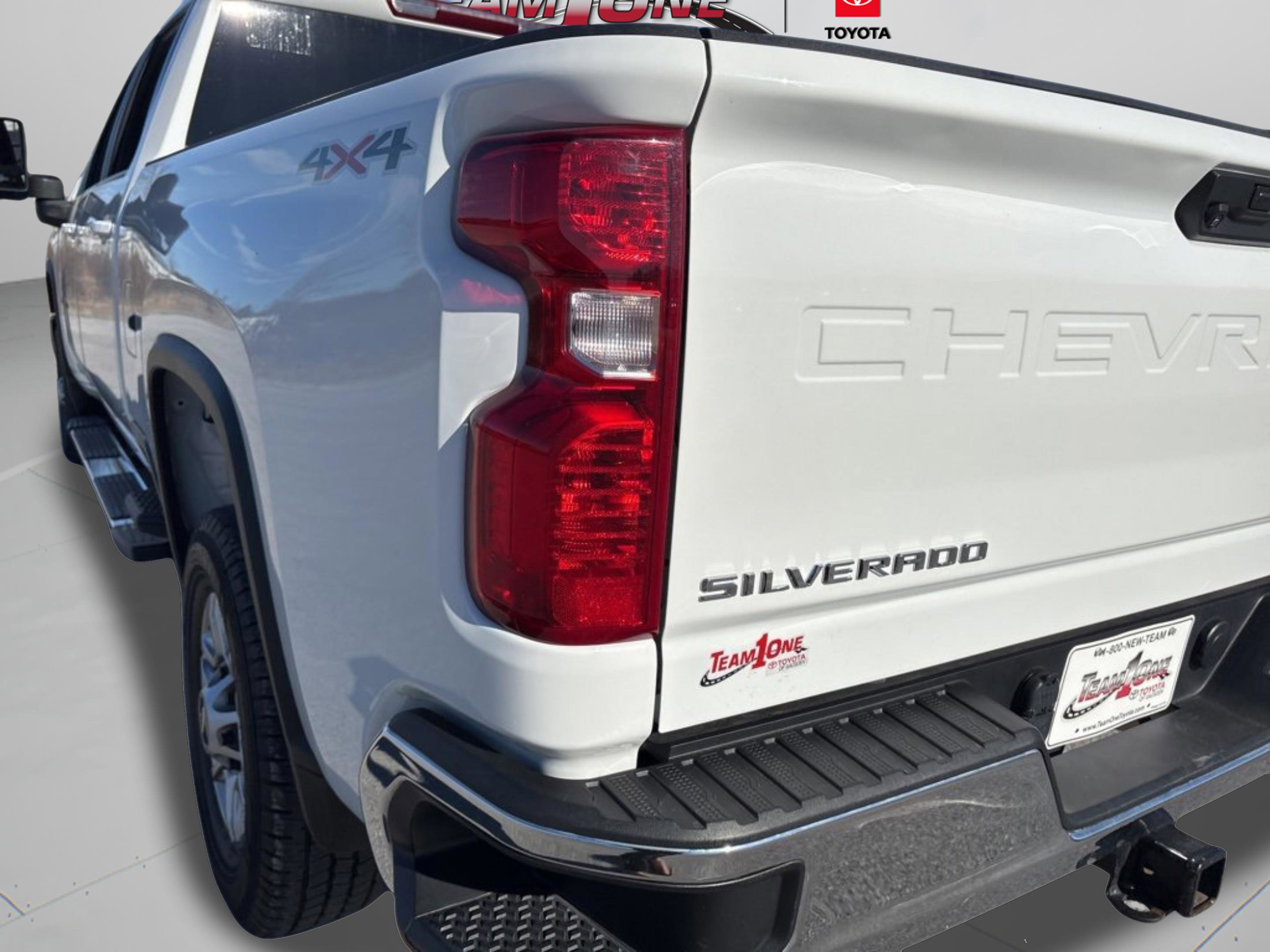 Used 2024 Chevrolet Silverado 2500 LT image 39