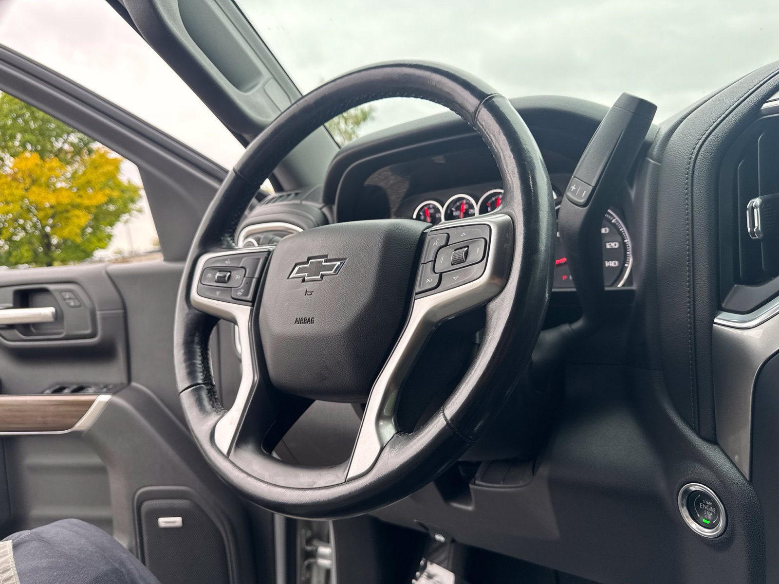 Used 2019 Chevrolet Silverado 1500 RST w/ All-Star Edition AWD/4WD image 18