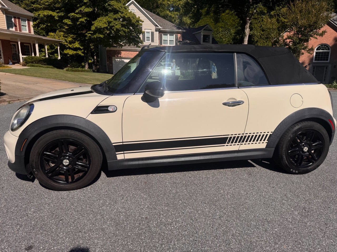 Used 2015 MINI Cooper Convertible FWD image 3