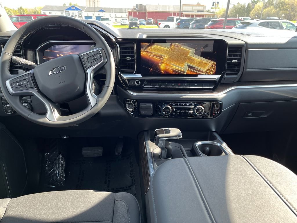 New 2026 Chevrolet Silverado 1500 RST w/ LPO, Dark Essentials Package AWD/4WD image 12