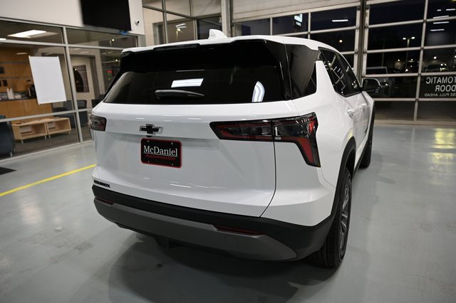 New 2026 Chevrolet Equinox LT w/ Convenience Package II image 5
