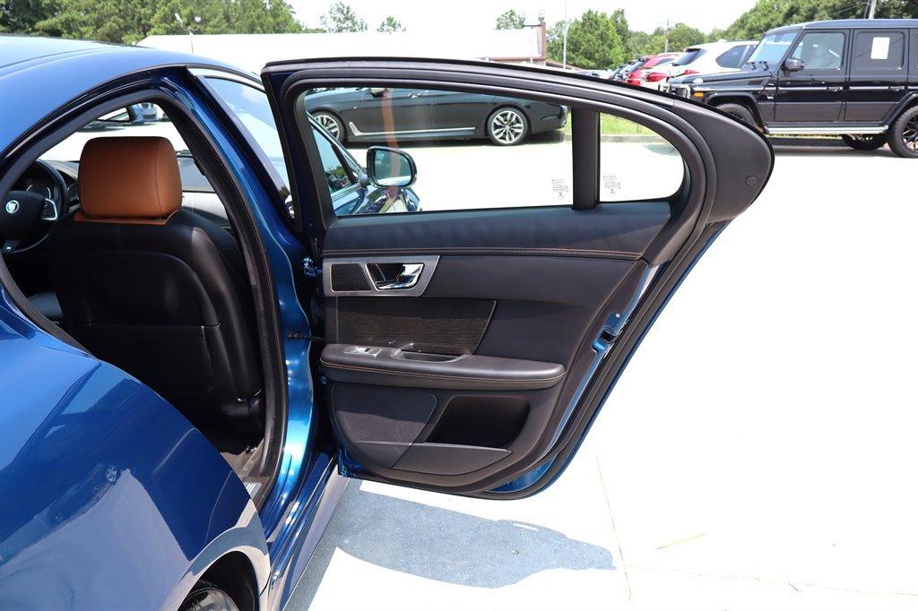 Used 2013 Jaguar XF R RWD image 45