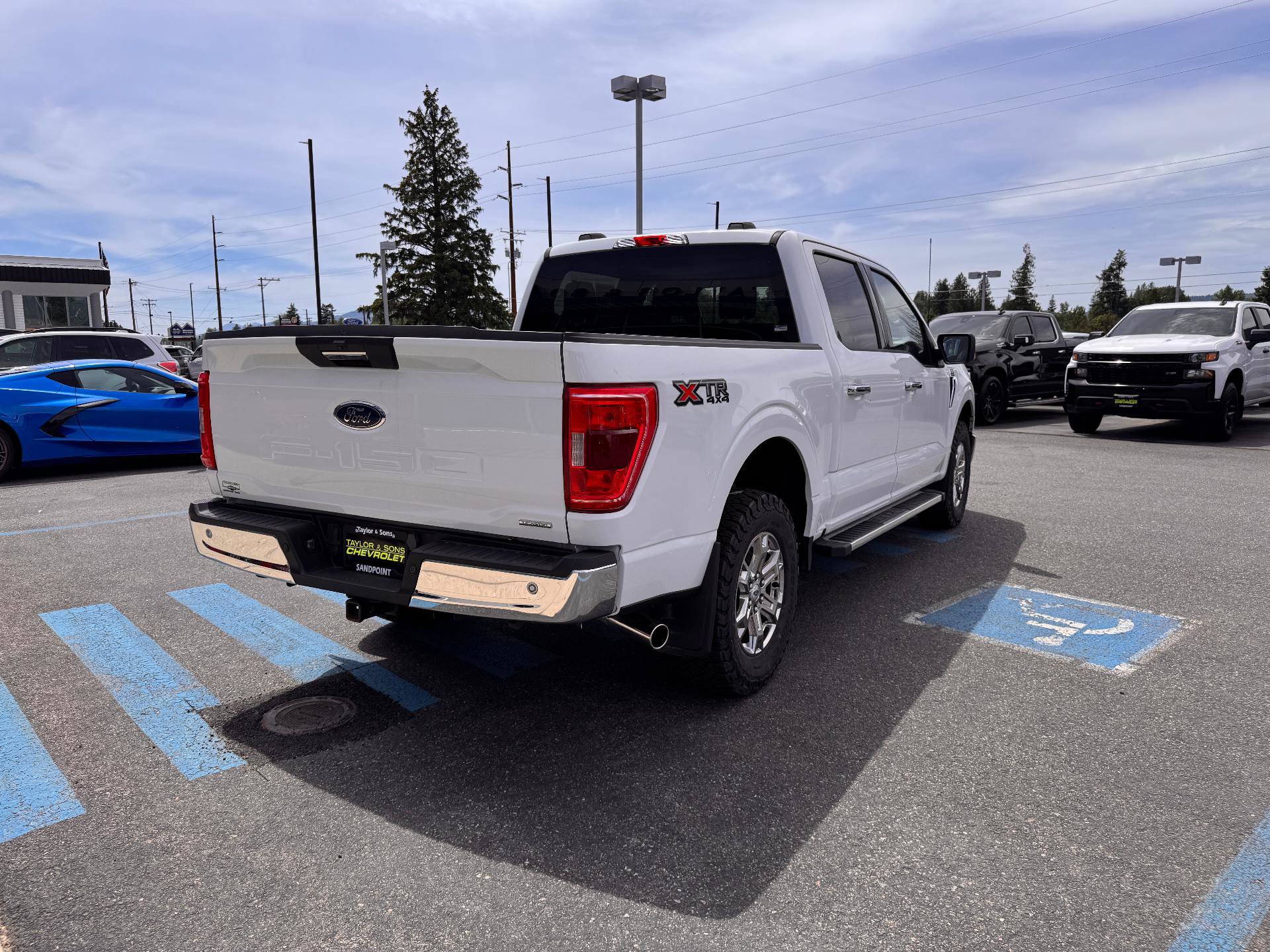 Used 2023 Ford F150 XLT w/ Equipment Group 301A Mid AWD/4WD image 7