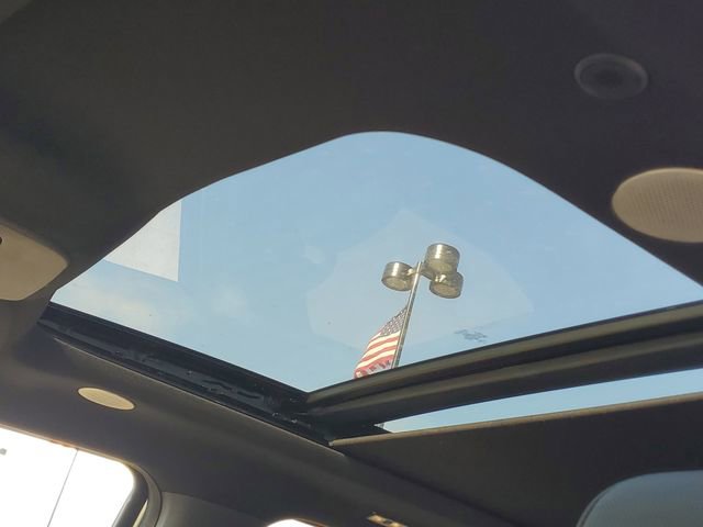 Certified 2022 Ford F150 Lariat w/ Equipment Group 502A High image 13