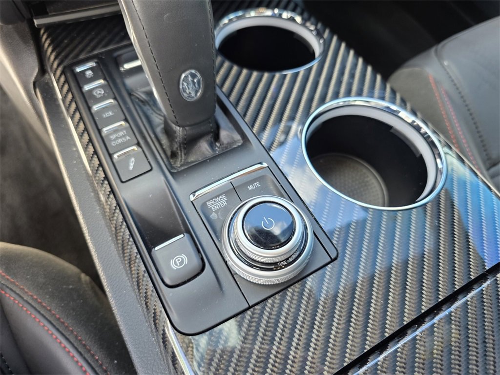 Used 2023 Maserati Ghibli Trofeo image 27