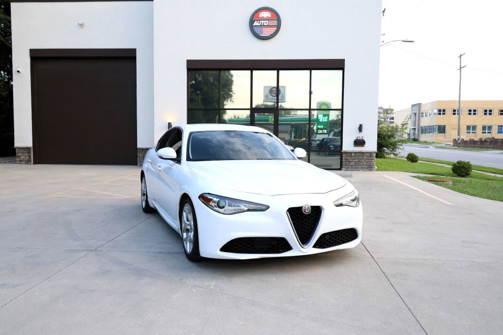 Used 2018 Alfa Romeo Giulia Ti w/ Quick Order Package 22Z Lusso