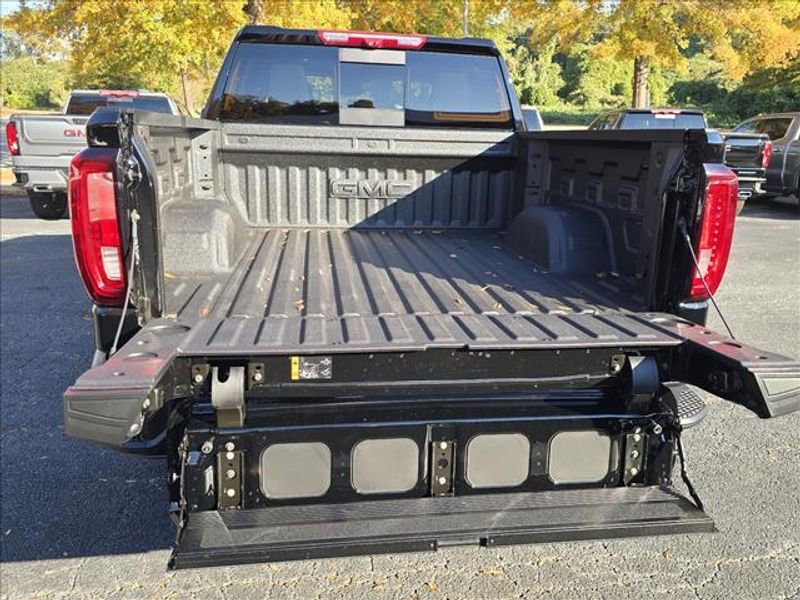 New 2026 GMC Sierra 1500 Denali w/ Denali Reserve Package image 9