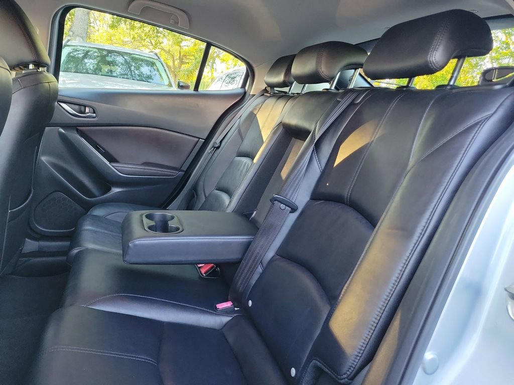 Used 2017 MAZDA MAZDA3 Touring image 12