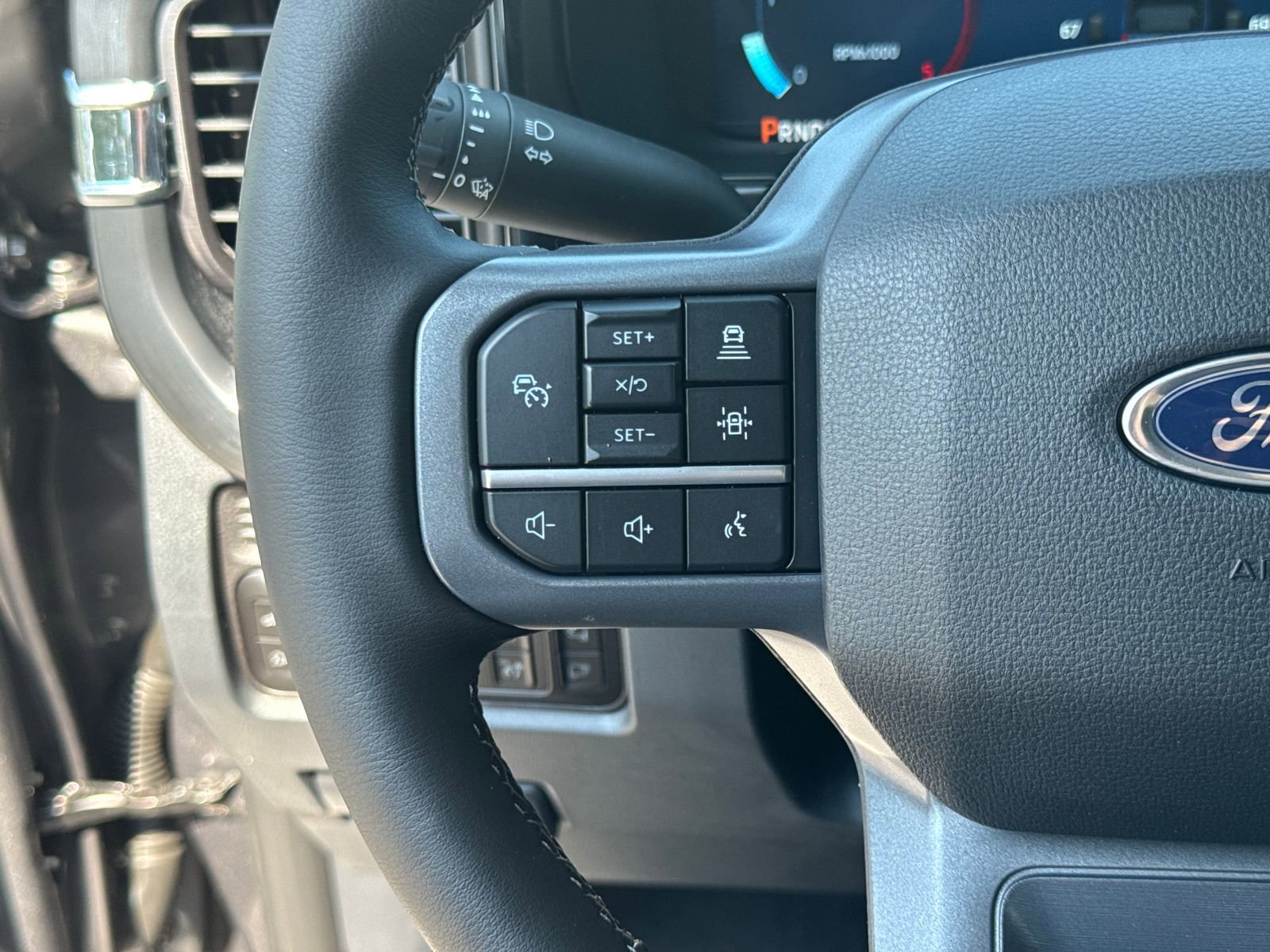 New 2025 Ford F250 Lariat w/ Lariat Ultimate Package image 25