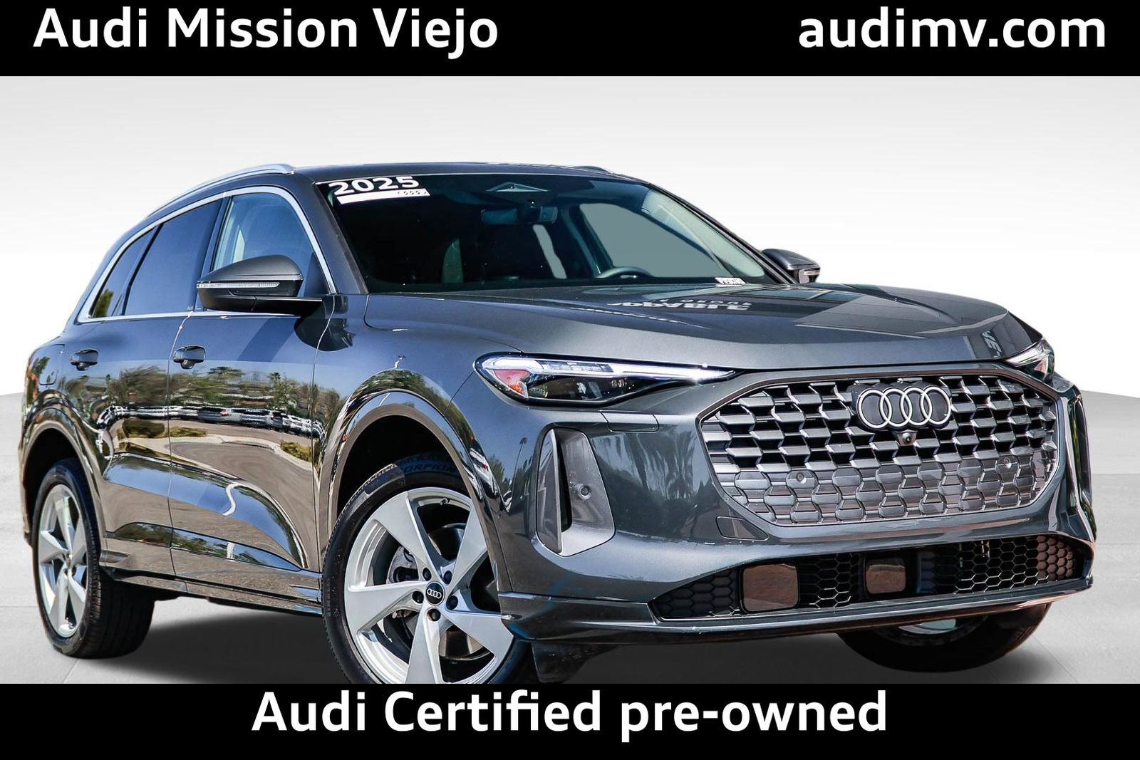 Certified 2025 Audi Q5 Premium Plus w/ Premium Plus image 1