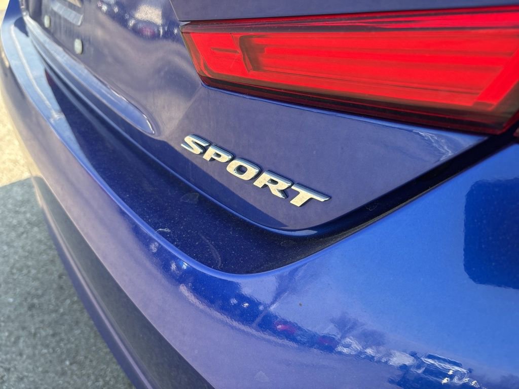 Used 2022 Honda Accord Sport image 4