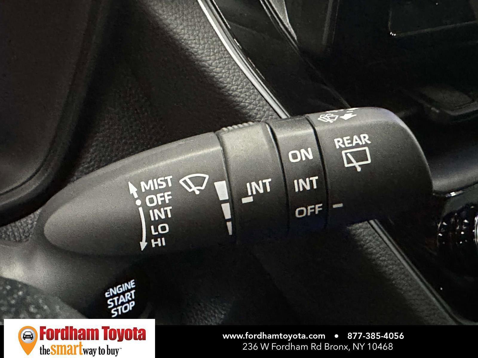 Certified 2026 Toyota Corolla Cross LE AWD/4WD image 31