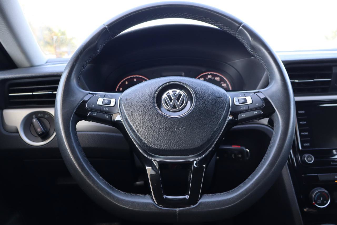 Used 2021 Volkswagen Passat 2.0T S FWD image 19