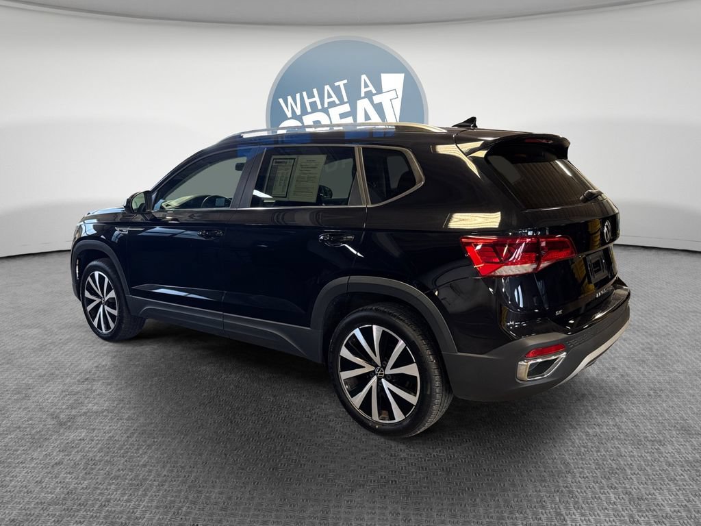 Used 2022 Volkswagen Taos SE AWD/4WD image 6