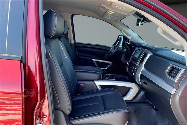 Certified 2018 Nissan Titan PRO-4X w/ Pro-4x Convenience Package image 7